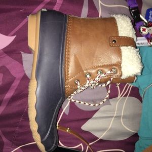 American Eagle Duck boots